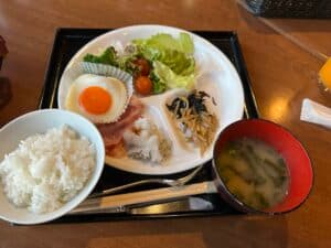 朝食バイキングの料理