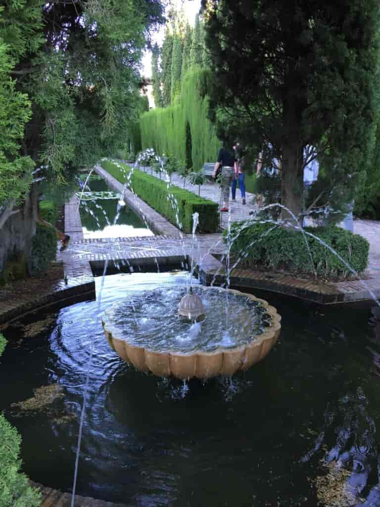 ヘネラリフェの噴水