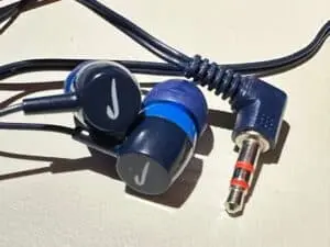 カナルタイプのイヤホン