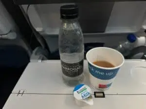 ブリティッシュ水とコーヒー