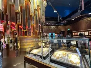 空港のゴールド売り場