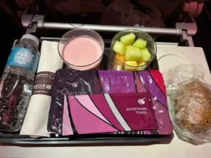 カタール機内食1回目