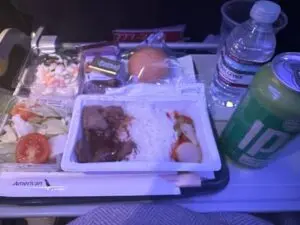 アメリカン復路の機内食1回目