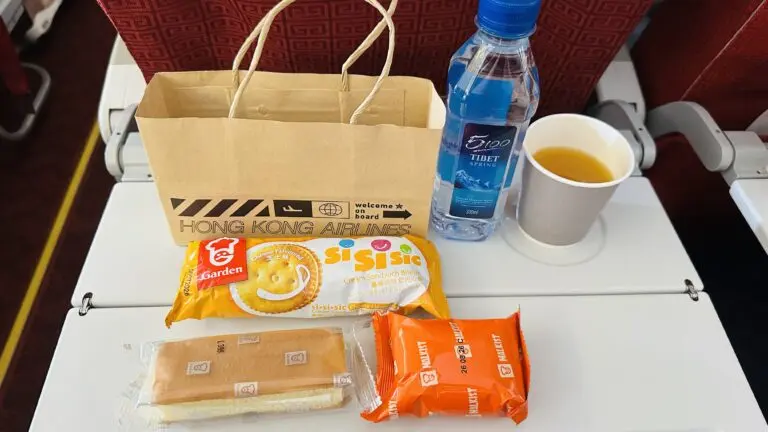 機内食のスナック菓子