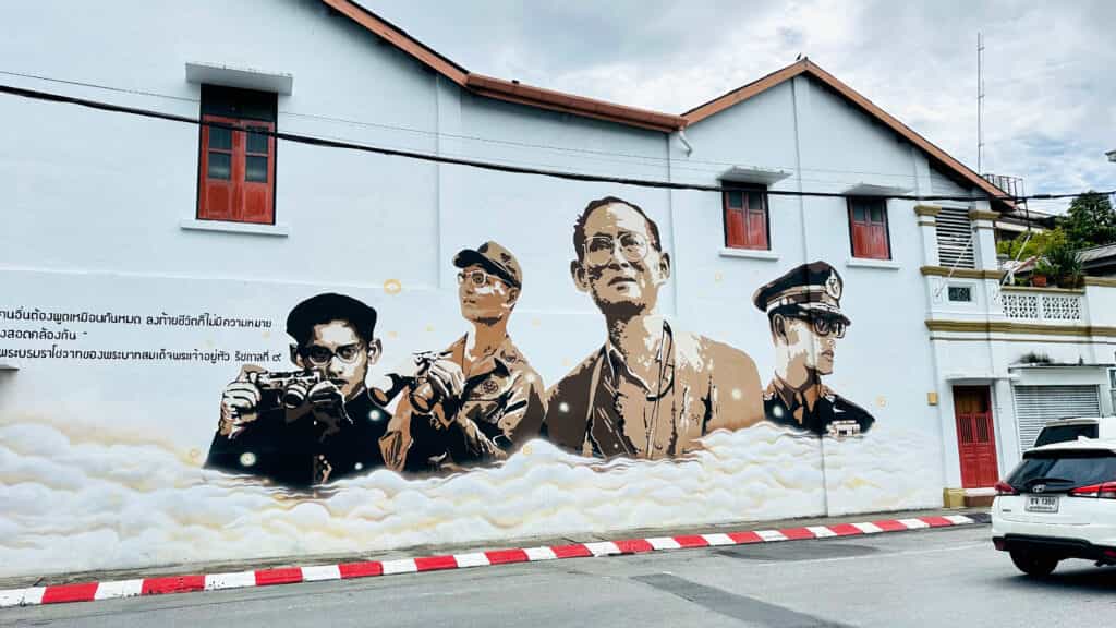 ラーマ９世の壁画